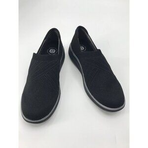 BZees Triumph Slip On Casual Sneaker Black Size 10M NEW